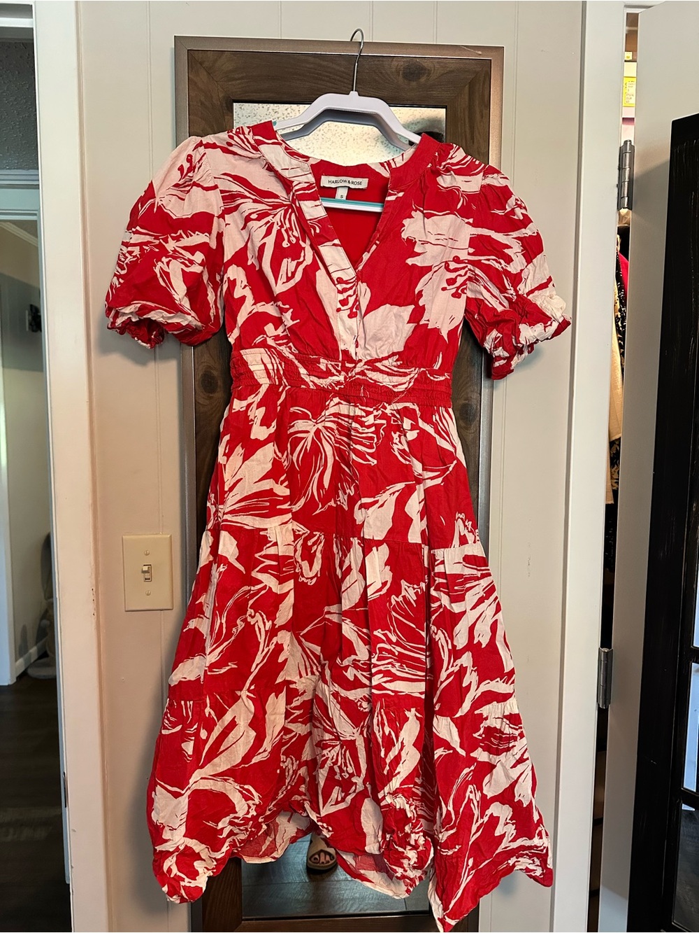Red & White Floral V-Neck Puff-Sleeve Midi Dress